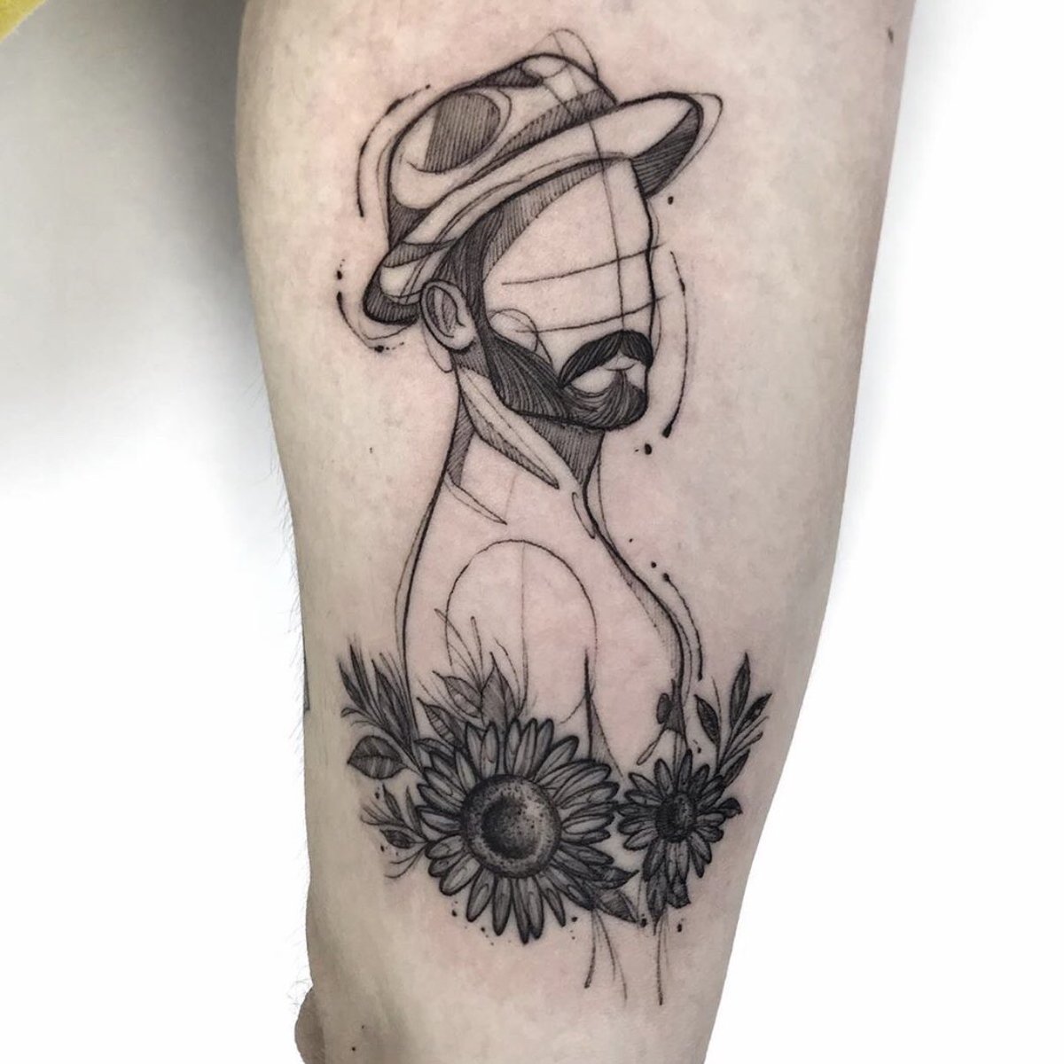 pedrolobow's tweet photo. Vamos lá dar biscoito pro meu trabalho! Instagram: @lobotattooart https://t.co/G4LiwSV18k