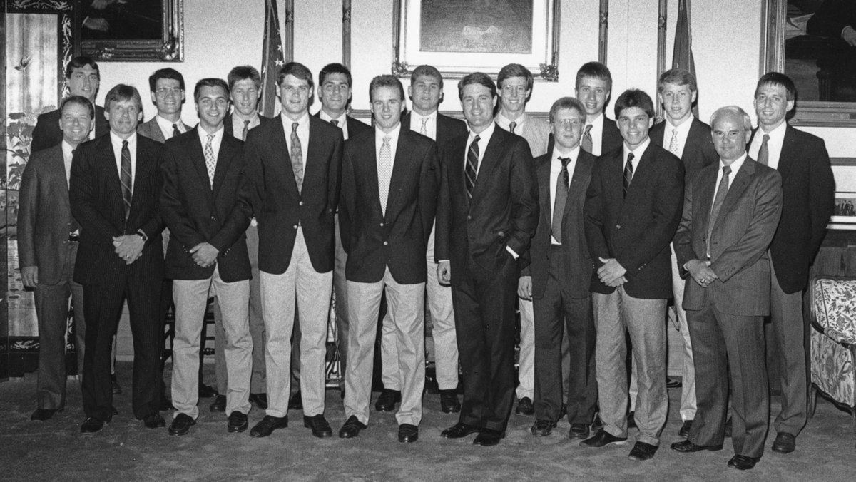 DePauw_Alumni's tweet photo. May 11, 1990: Following a single-point loss in the NCAA tournament finals, @DePauw_MBB's players and coaches are honored during a visit to the Indiana Statehouse. https://t.co/ZQmZ6lBAVx
