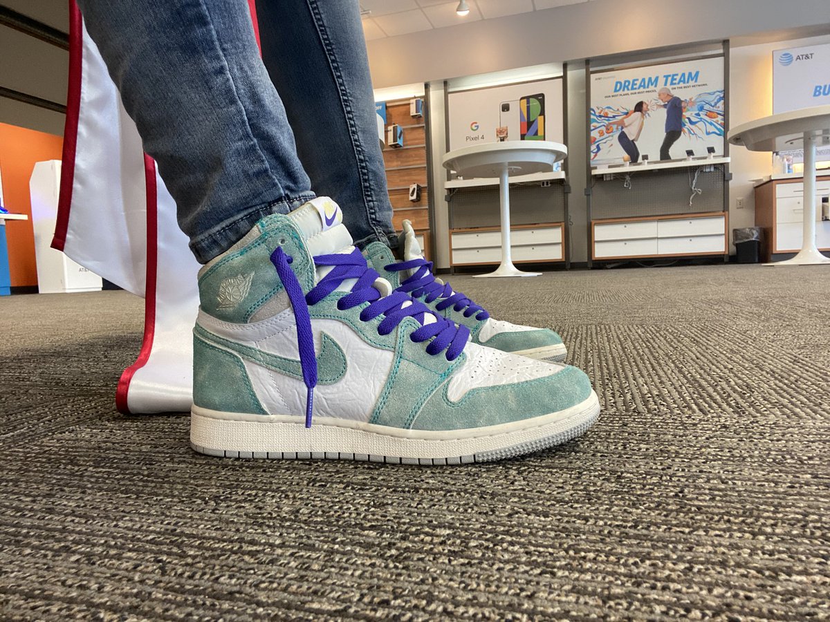 AreianF3's tweet photo. turbo green 1s π₯Ά #KicksofATT https://t.co/Jyx8PMGN4e