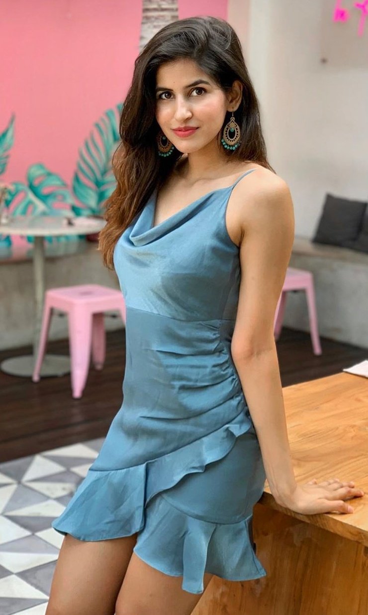 EXwFAUuVAAAaMvs?format=jpg&name=large