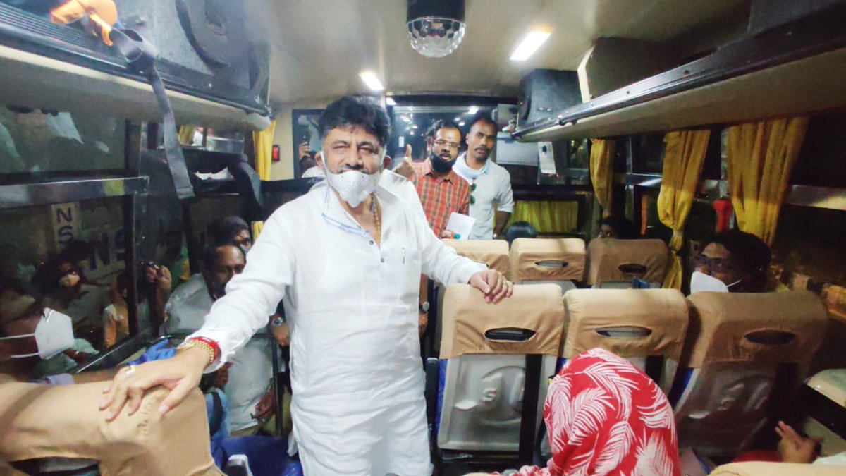 DKShivakumar's tweet photo. Flagged off a bus from Bengaluru to Kerala taking people stuck during this lockdown back home.

With @mlanaharis as in-charge, @INCKarnataka in co-ordination with @INCKerala will be organizing many more buses to take people home. https://t.co/y61SinKWcz