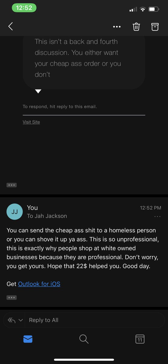 OfficialJules's tweet photo. This is exactly why I don’t shop from black people.. $22?!? Really ?!? If you needed it that bad just ask.. https://t.co/ucLXFNWTmW