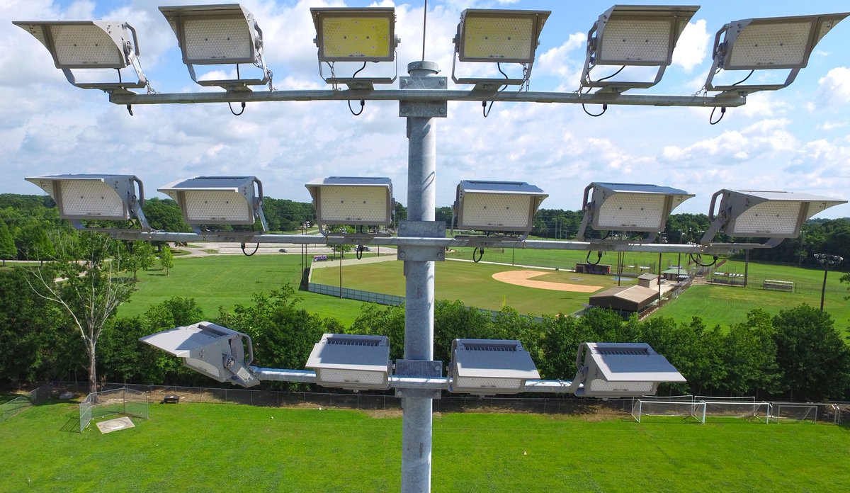 GeoLighting's tweet image. CLIR as day! Welcome #GeoSportLighting newest line of #LED fixtures!
-
-
#ledlighting #geo #sportslighting