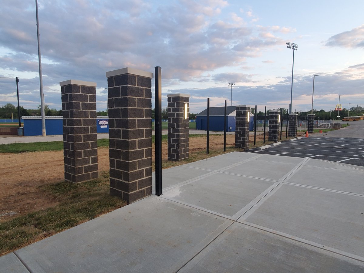 JenkinsEssex's tweet image. We are wrapping up our project at LaRue County High School! This project includes new stadium bleachers and press box for the football field, concession stands, and greenhouses for the agricultural department.