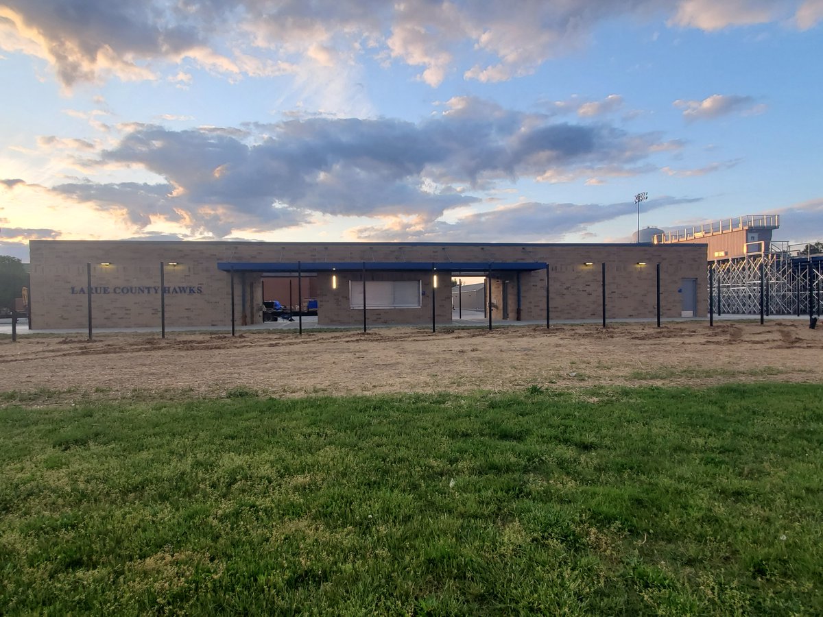 JenkinsEssex's tweet image. We are wrapping up our project at LaRue County High School! This project includes new stadium bleachers and press box for the football field, concession stands, and greenhouses for the agricultural department.