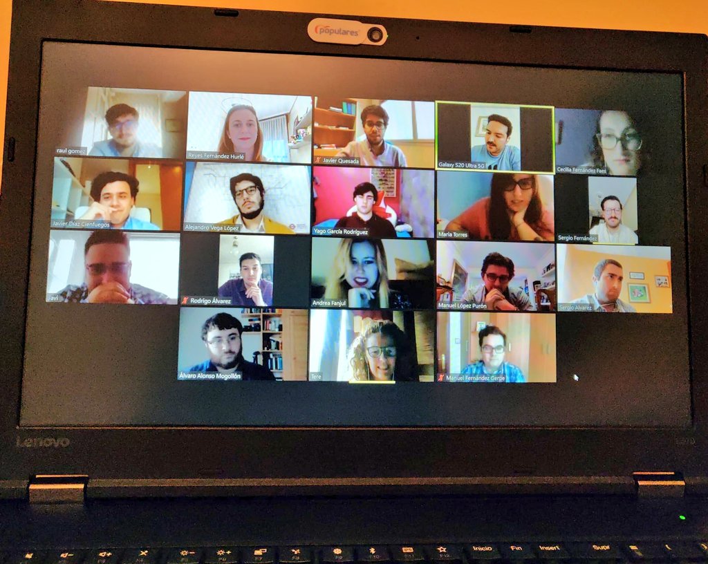 TereMalladaPP's tweet photo. ✅ Con jóvenes de juntas locales de @nnggasturias y la Secretaria General de @NNGG_Es, @ReyesHurle🔈Preocupados por el futuro laboral, y la improvisación y falta de directrices claras por parte de los Gobiernos central y autonómico en el ámbito educativo en esta crisis #Covid_19. https://t.co/kfxXmxdgah