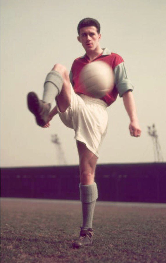 robertmdaws's tweet photo. #HarryHooper of #WestHamUnited 1954 @WestHamRambles https://t.co/TP2wjx0Dgr