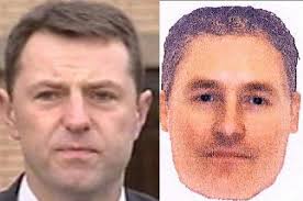 spudgun01's tweet photo. Below RIGHT is the image released by Met Police on BBC Crimewatch; as compiled by a witness who saw a man carrying #MadeleineMccann on the night of her disappearance. It's also the VERY SAME image that the #McCanns spent £MILLIONS in Court costs on keeping from the public eye.
🤔 https://t.co/lOdBJM1IFs