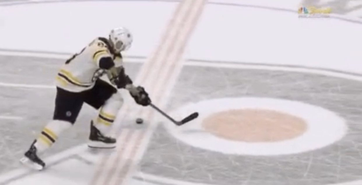 Happy birthday Brad Marchand 