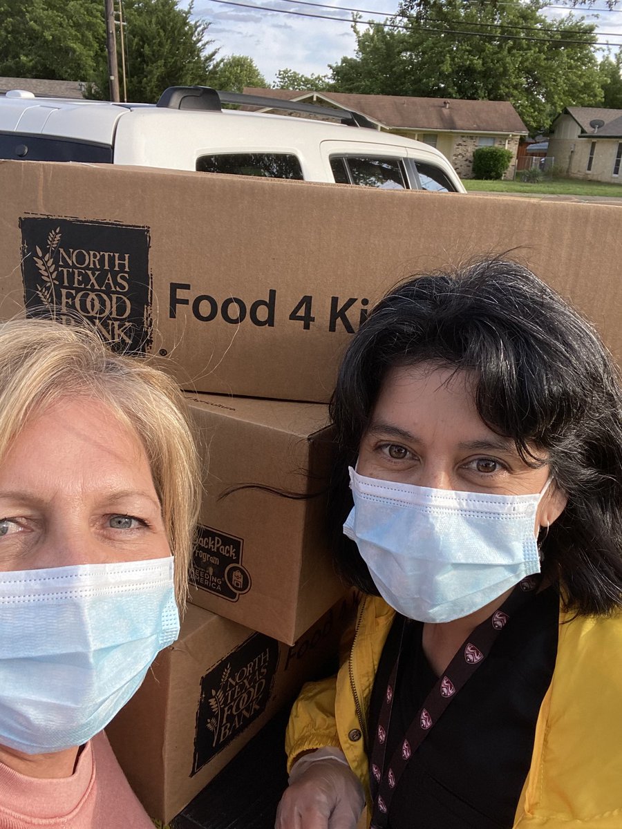 pmcallison's tweet photo. Successful day with ⁦⁦@NurseGISD⁩ with medication distribution and loading boxes for food4kids! So great to spend the day with you! #Gisdalwaysconnected #gisdhealth https://t.co/KSXJF6g03l