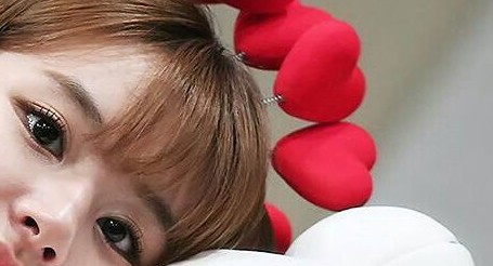 tinyychae's tweet image. tiny hug.
#채영