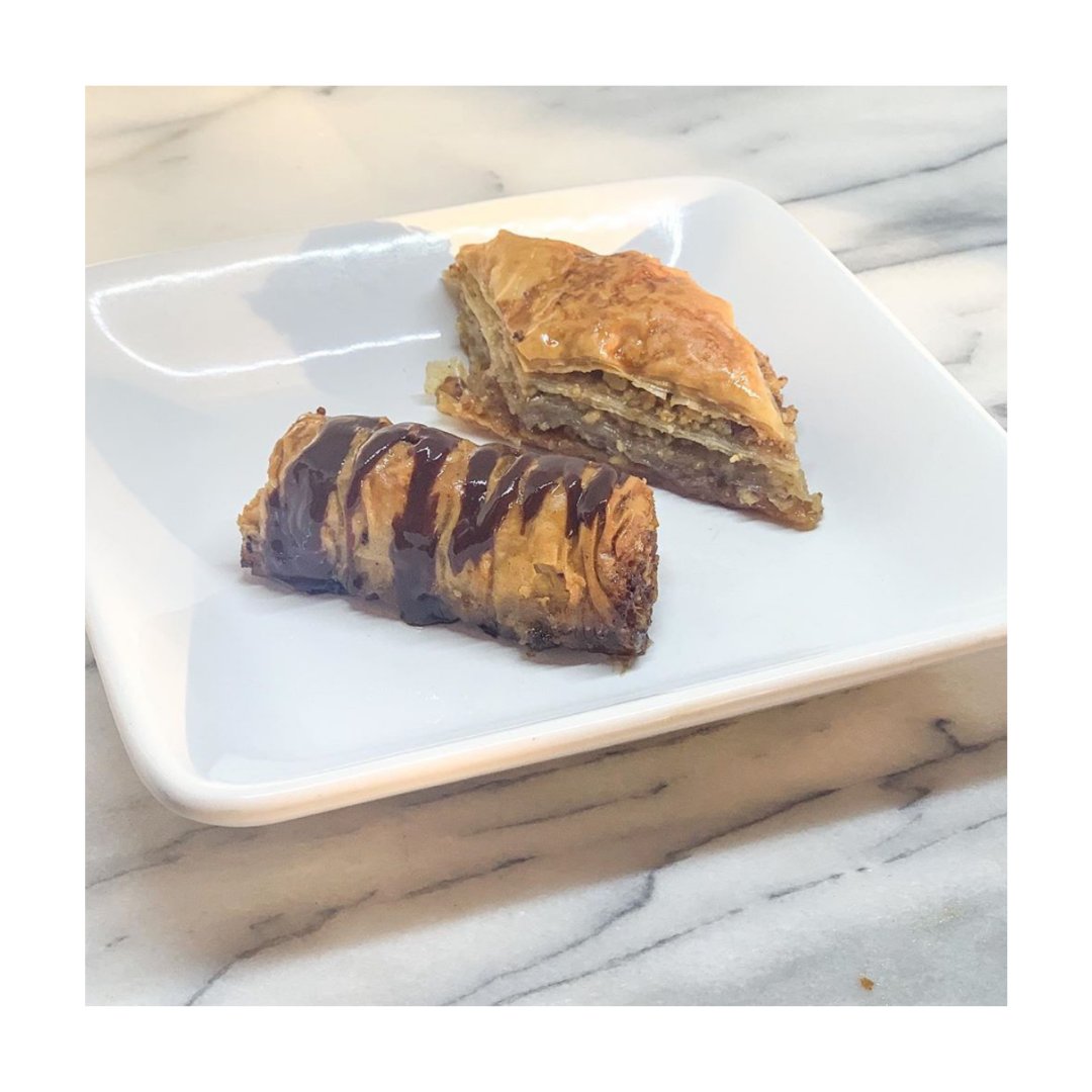 EventCoreYYC's tweet photo. If you are one of those people taking the time to bake some special treats while #stayinghome, head over to our member @swirl_cakes! YUM! Head over to their IG to watch their free baking lesson videos on  IGTV. Check out previous posts too for all the videos! https://t.co/Bza1dqhsyy
