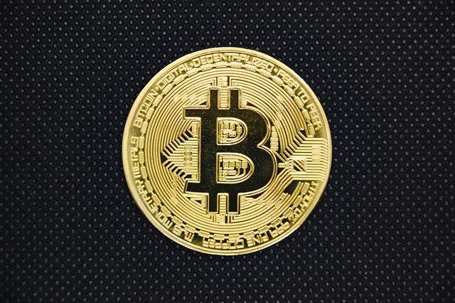munchcoin's tweet photo. In less than 9 blocks (about 1 and a half hours) the block reward for #Bitcoin will be halved from 12.5 to 6.25!

$BTC $ETH #Crypto #Cryptocurrency #Blockchain https://t.co/MzgklN3pbV