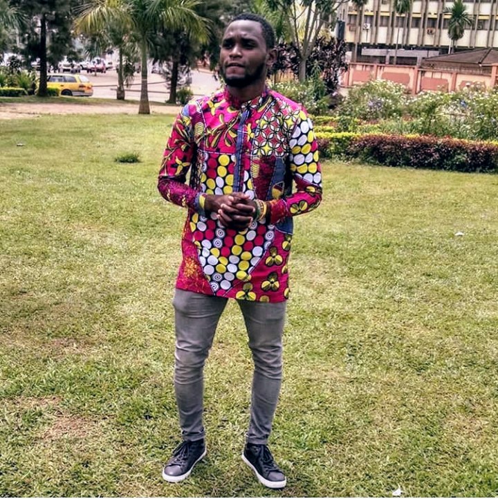 petinouchy's tweet photo. Venez un peu me faire gagner svp🙏🏿🙏🏿🙏🏿
J'aime le pagne https://t.co/LTka50msP2