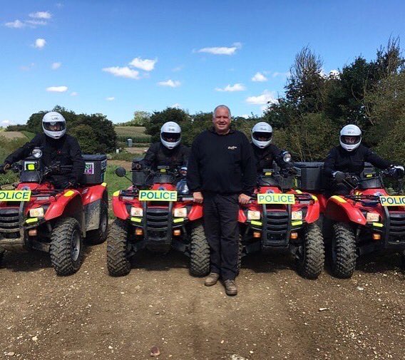 Explore 4x4 tweet media