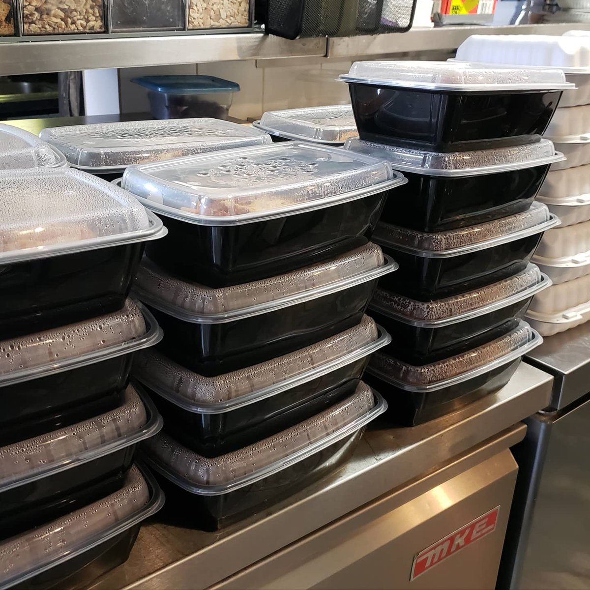 <a href="/caffemioottawa/">caffemioottawa</a> lunch #takeout for people <a href="/ChrysalisHouse1/">Chrysalis House</a> 
<a href="/theroyalfdn/">Royal Ottawa Foundation</a> thanks Robert again for his delicious generosity! Order your takeout Wed-Saturdays. #italianfood <a href="/Wellington_West/">Wellington West Business Improvement Area</a>