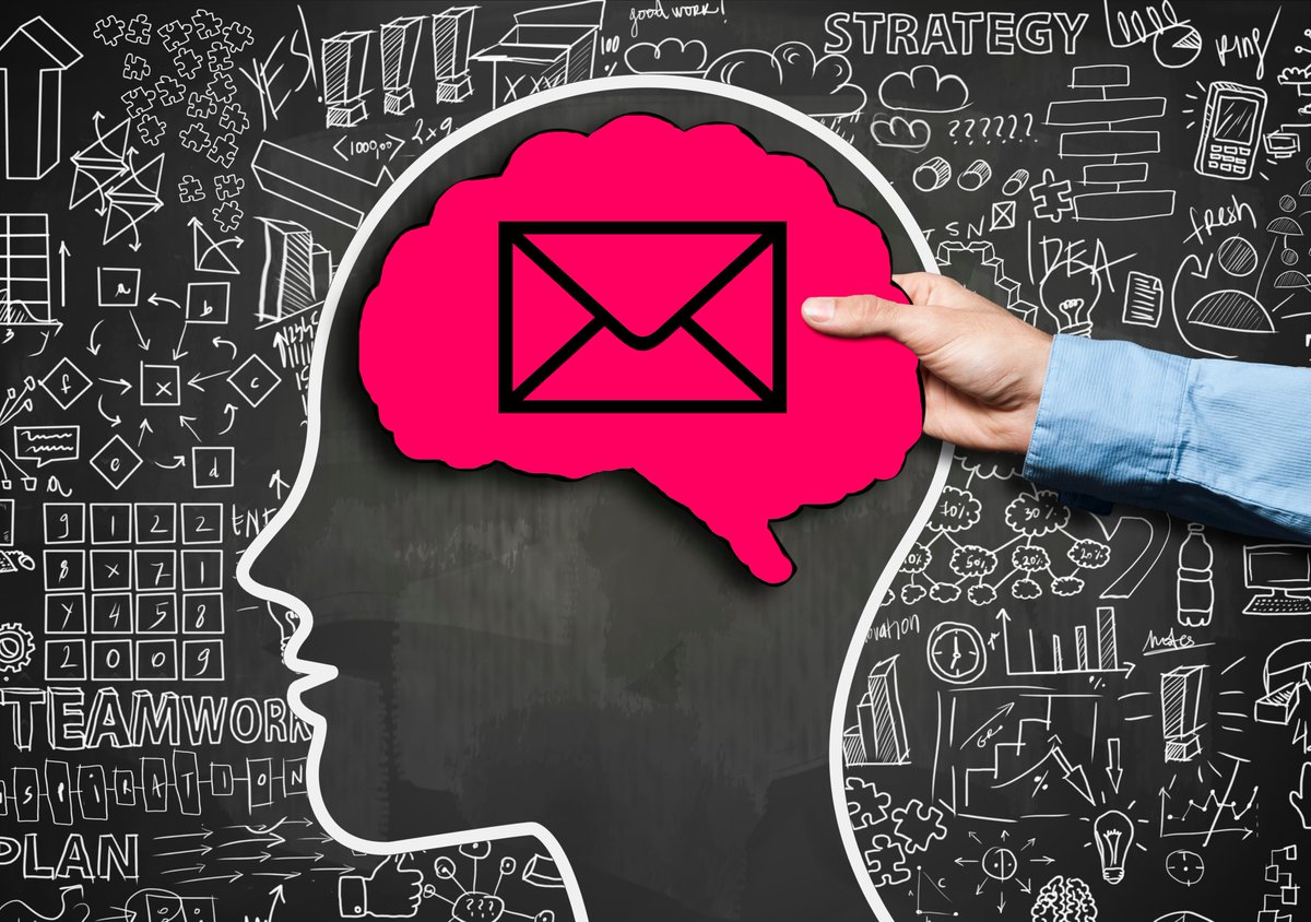 non_profit_pro's tweet photo. Is a #selfmailer brochure something your #nonprofit should be testing out? Find out more in the latest: https://t.co/XiMdrkVcYe https://t.co/zB3taJNW3z