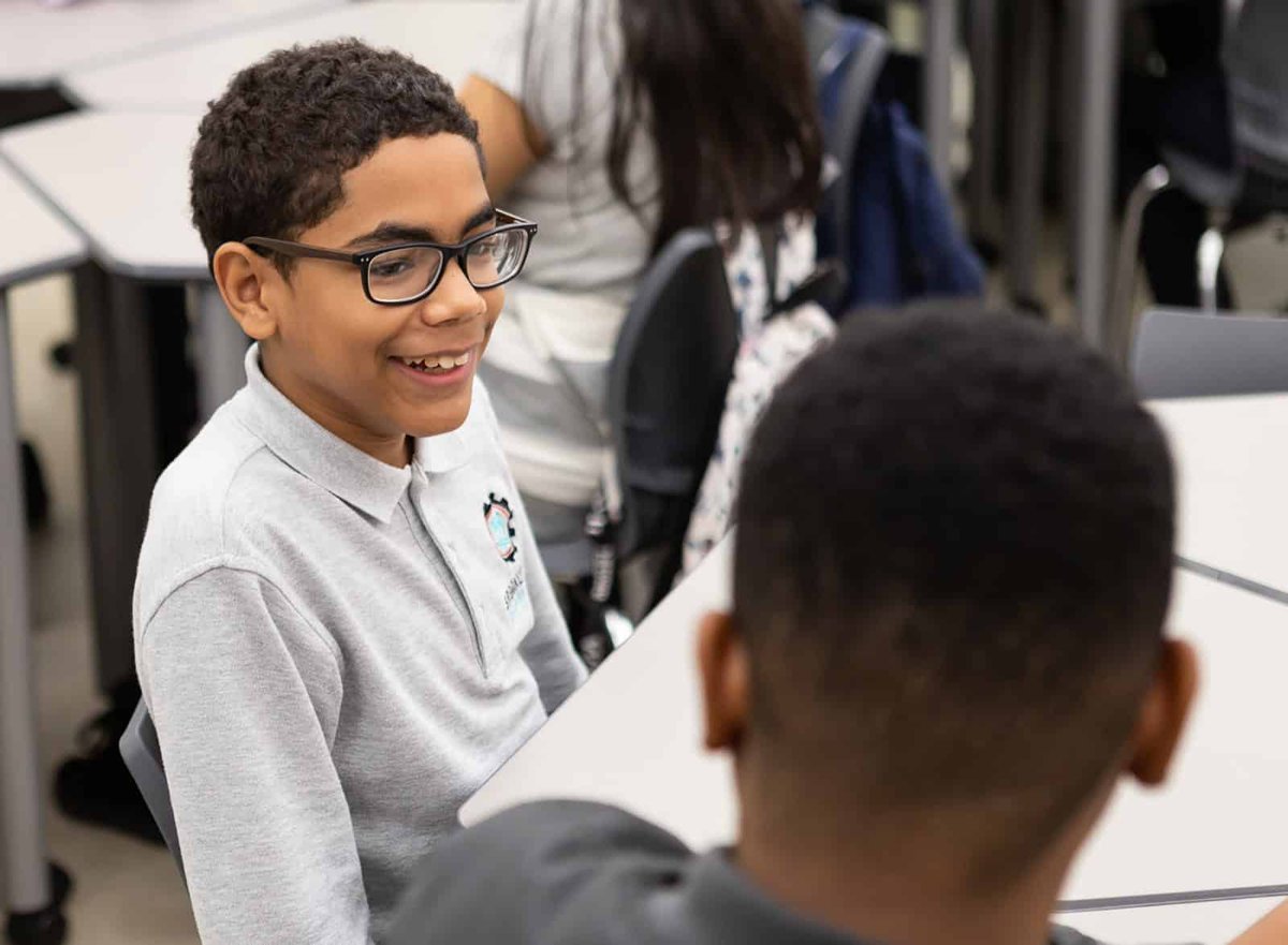 Bart314's tweet photo. Great piece by #EdTechGenome Advisory Board member @erinmote on 7 ways laboratory schools can design and lead an equitable reopening. Read more here: https://t.co/xb88zoZRm1 @Getting_Smart https://t.co/ZrC5Ni3006
