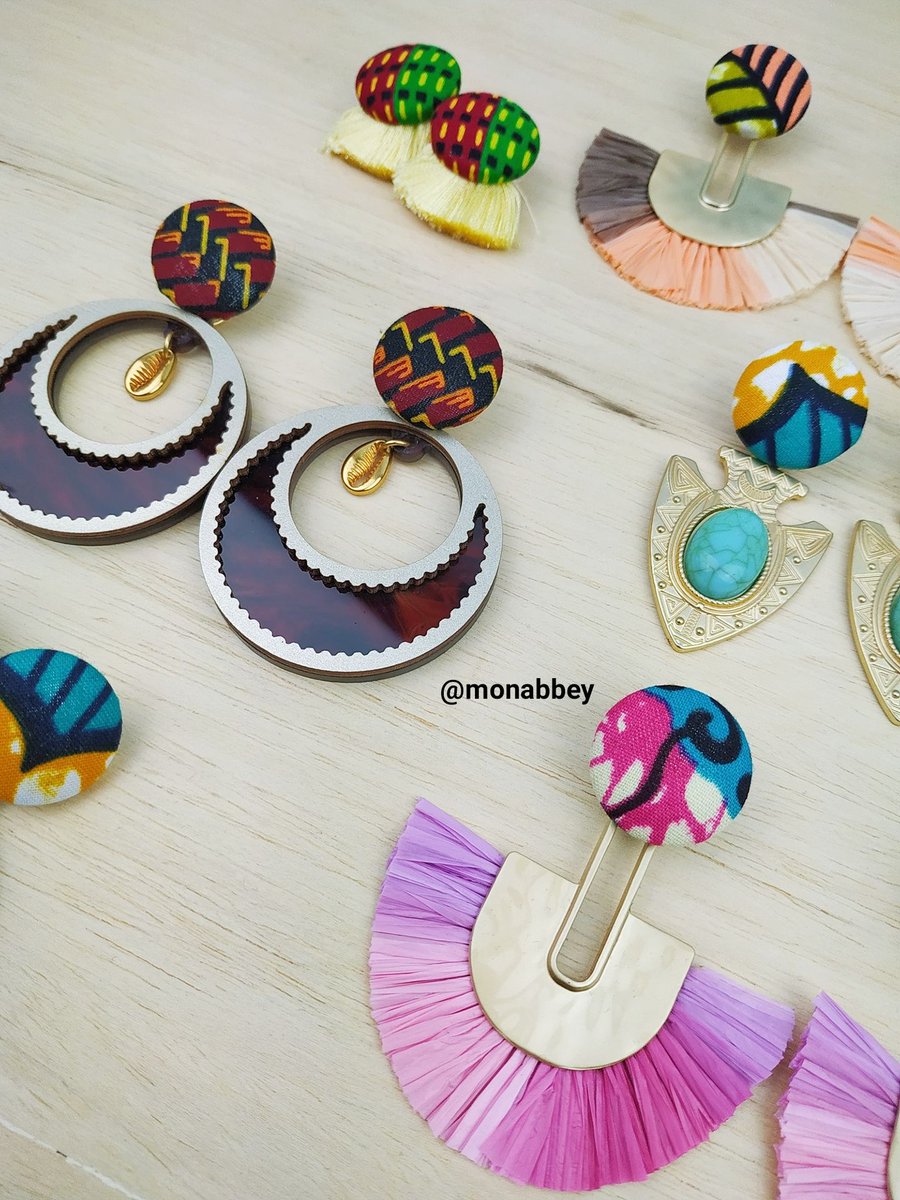 Monabbey2012's tweet photo. | Earrings Styles |Different types of earrings for different occasions. Checkout the online shop for details. #studearrings #earrings #earringsstagram #earringswag #earringsforsale #earringshandmade #earringsfashion #giftideas #handmade #african #africa #ankarafashion #monabbey https://t.co/JvY5wzOJwC