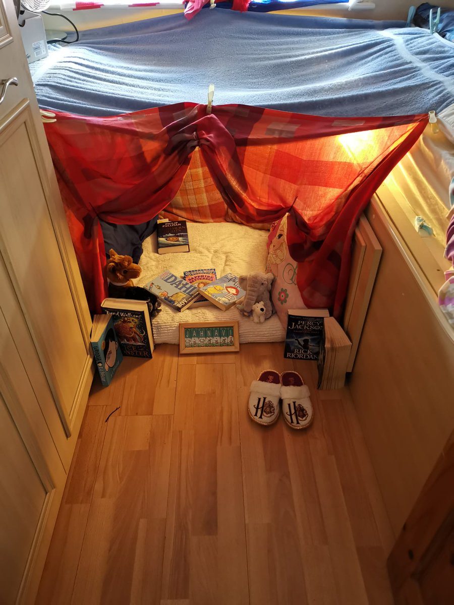 roshnikalyani32's tweet photo. Only book worms allowed in this den. Jahnavi's idea of heaven! #bookworms #denmaking #dojochallenge @kestrelmead @Miss_RehalKMPA @MrsHillKMPA https://t.co/2Bhc8z76ab