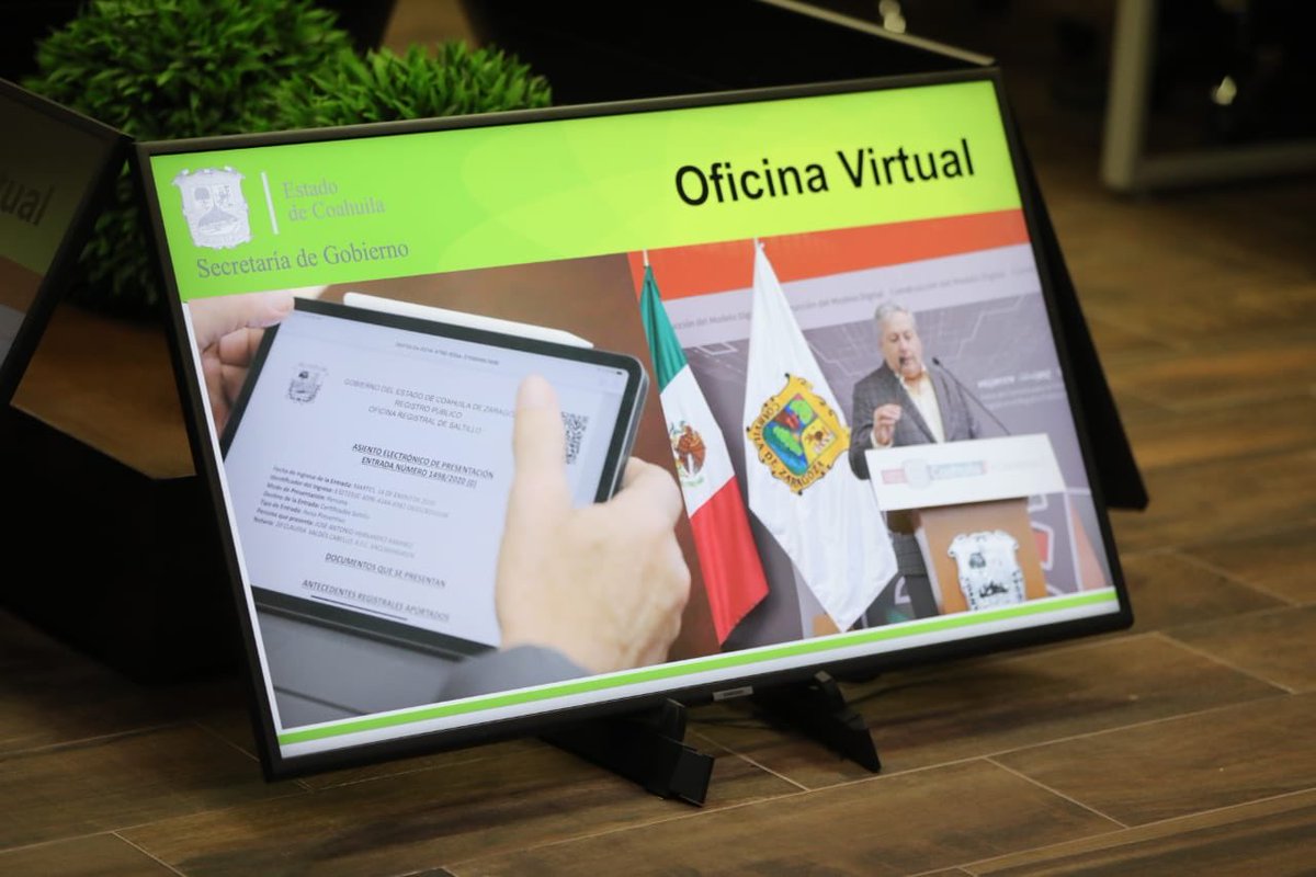 chema_fraustro's tweet photo. Acompañado por representantes del notariado coahuilense y empresarios del ramo, llevamos a cabo la reunión de evaluación del proyecto de modernización del Registro Público, sesión previa a la presentación oficial de la oficina virtual que se le hará al Gobernador @mrikelme. https://t.co/faNh4LuNJ9
