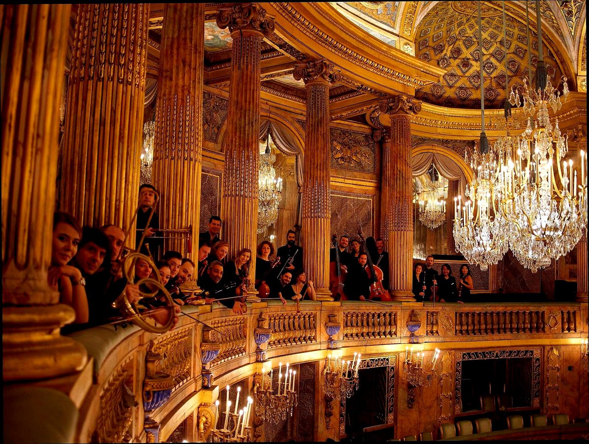 jccassagnes's tweet photo. #250ansOperaRoyal Festivités à distance pour notre Opéra que je côtoie depuis 10 ans. En espérant de le retrouver très bientôt avec les musiciens de #OrchestreOperaRoyal @OperaRoyal @CVSpectacles (c) @dul_cimer https://t.co/QWXQB2g4bh