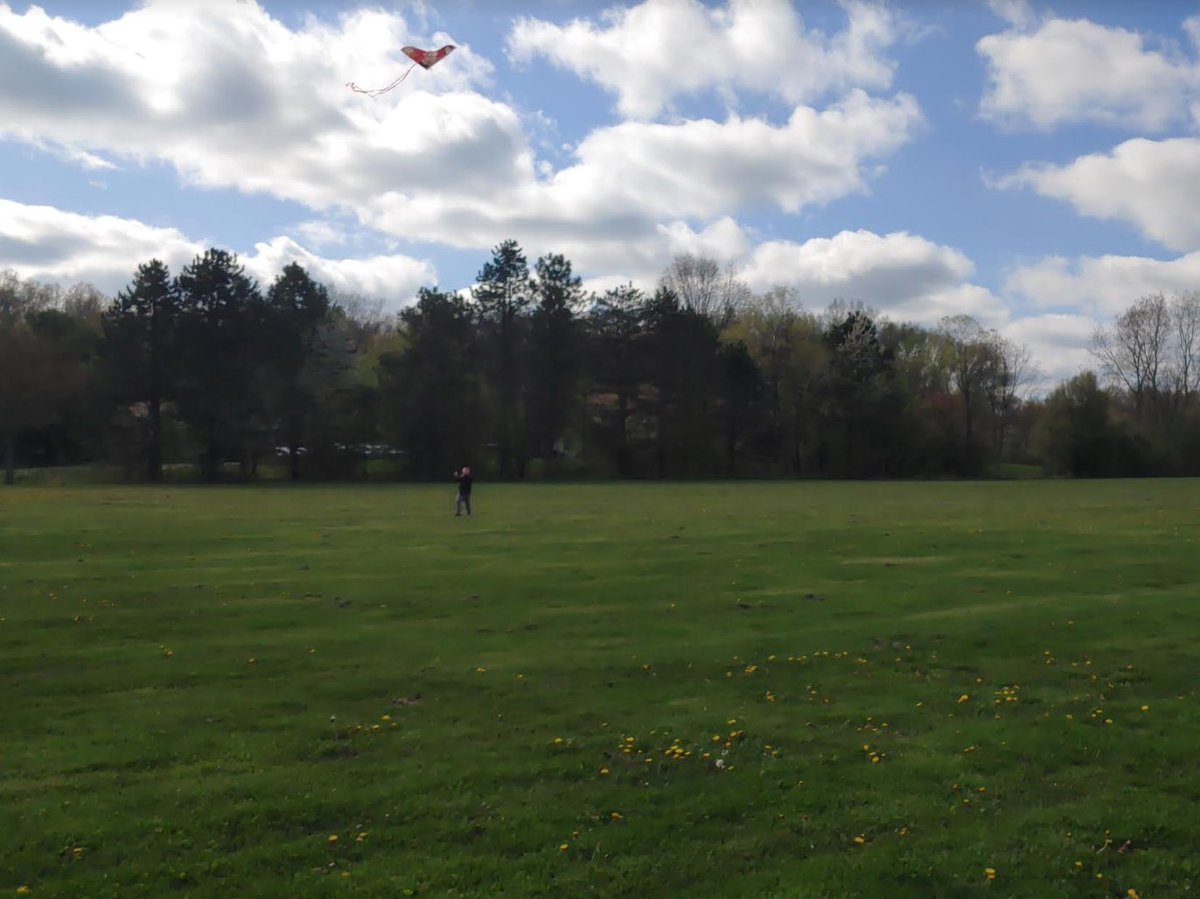 SMFSchools's tweet photo. Owen has been staying active while we are out of our school buildings by flying a kite, hosting a snowball fight, and playing tag football with papa! How are you moving?! 
#BulldogPrideOnline #VirtualSMFSpiritWeek 
#MoveItMonday https://t.co/ilSFBYqz66
