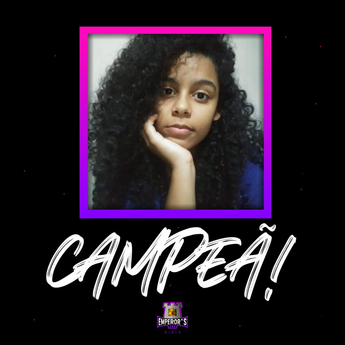 emperorscup's tweet photo. @dudaemote pediu uma chance e a chance foi concedida à ela.
Ela deu a volta por cima pra se tornar Campeã da 10a. edição da Emperor's Girls🥇

Em uma final emocionante e muito equilibrada, 2 a 2, sendo a última partida deck espelho, ela tira o pentacampeonato da jogadora Aninha! https://t.co/U8c0BZh2vr