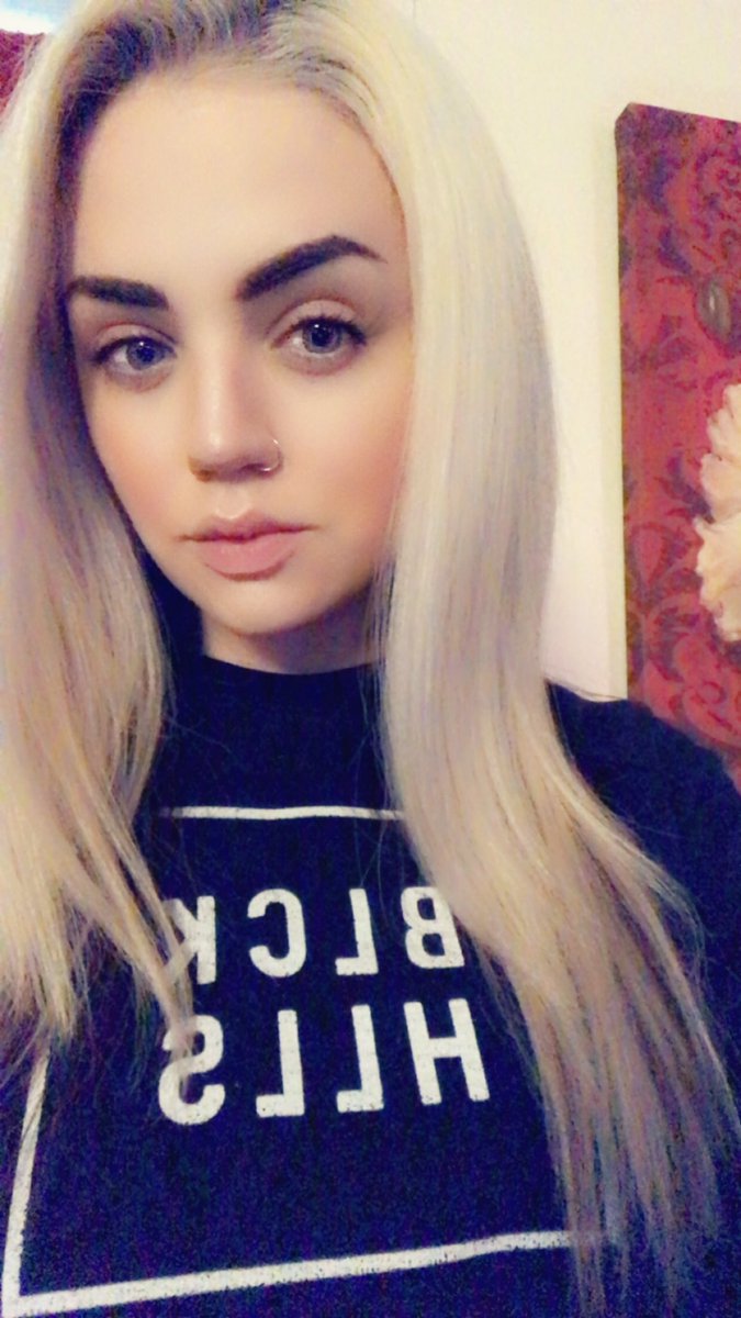 cannamamama's tweet photo. @bradmondonyc I need your advice, please!! 😫 I’ve been cursed with the worst IDK what on my scalp, and I’m going to start using this T-Sal shampoo on my head. It says it might discolor my bleach-blonde hair (pic for reference, yes I did that myself 😉)... https://t.co/o0EaWfI2j4