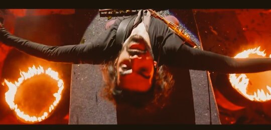 Tumiami88230491's tweet photo. You go to the skin of every character and live it!! U rocked it as #VickyVarma..just BRILLIANT!! @karanvgrover22
Bt here I'm drooling over ur Ghoongraale Baal KVG๐๐ฅ๐ฅ๐
How to overcome from this ?
#KaranVGrover # Spotlight2 https://t.co/upzGDqvUcg
