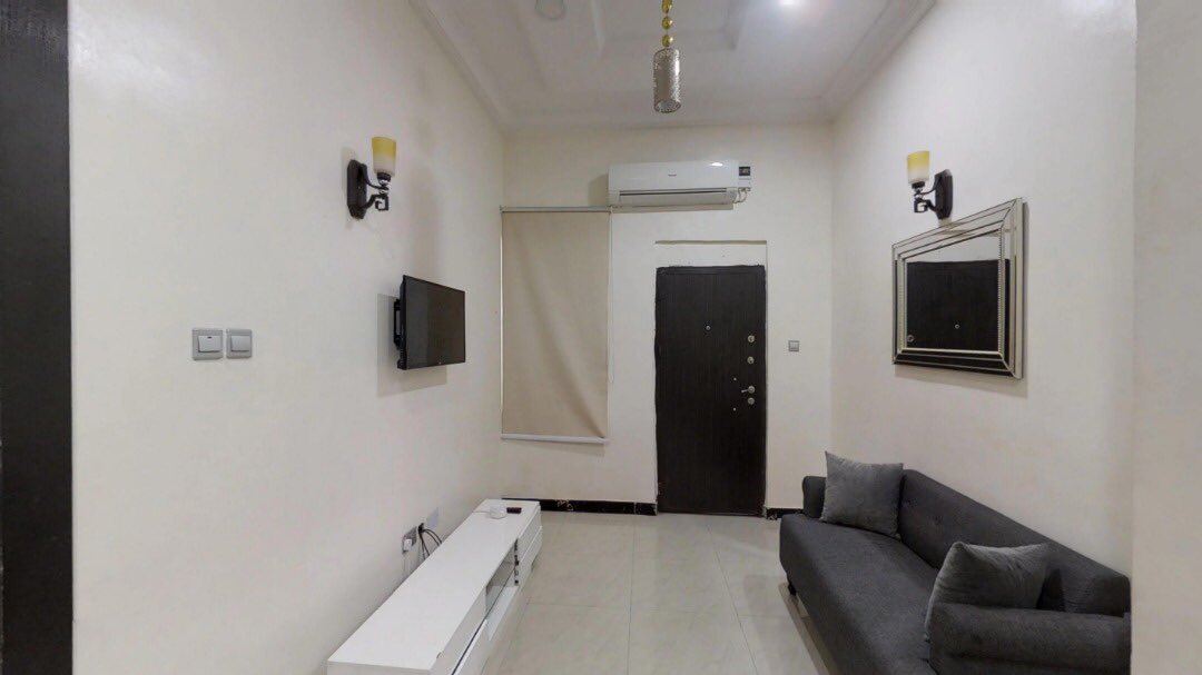 j_r_ltd's tweet photo. 4 bedroom Shortlet, 📍lekki phase 1
#wifi #dstv #Dailyclealing #complimentarychef #24hrselectricity #islandshortlets #wike #drake #Future https://t.co/F3fOy8zGLn