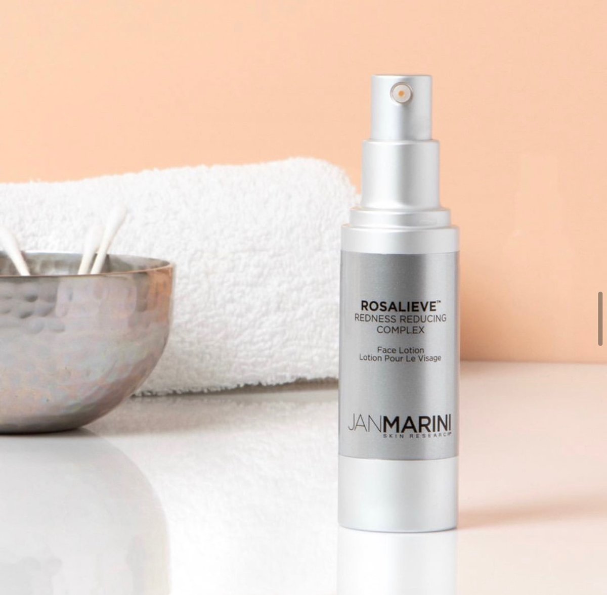DermWarehouse tweet media