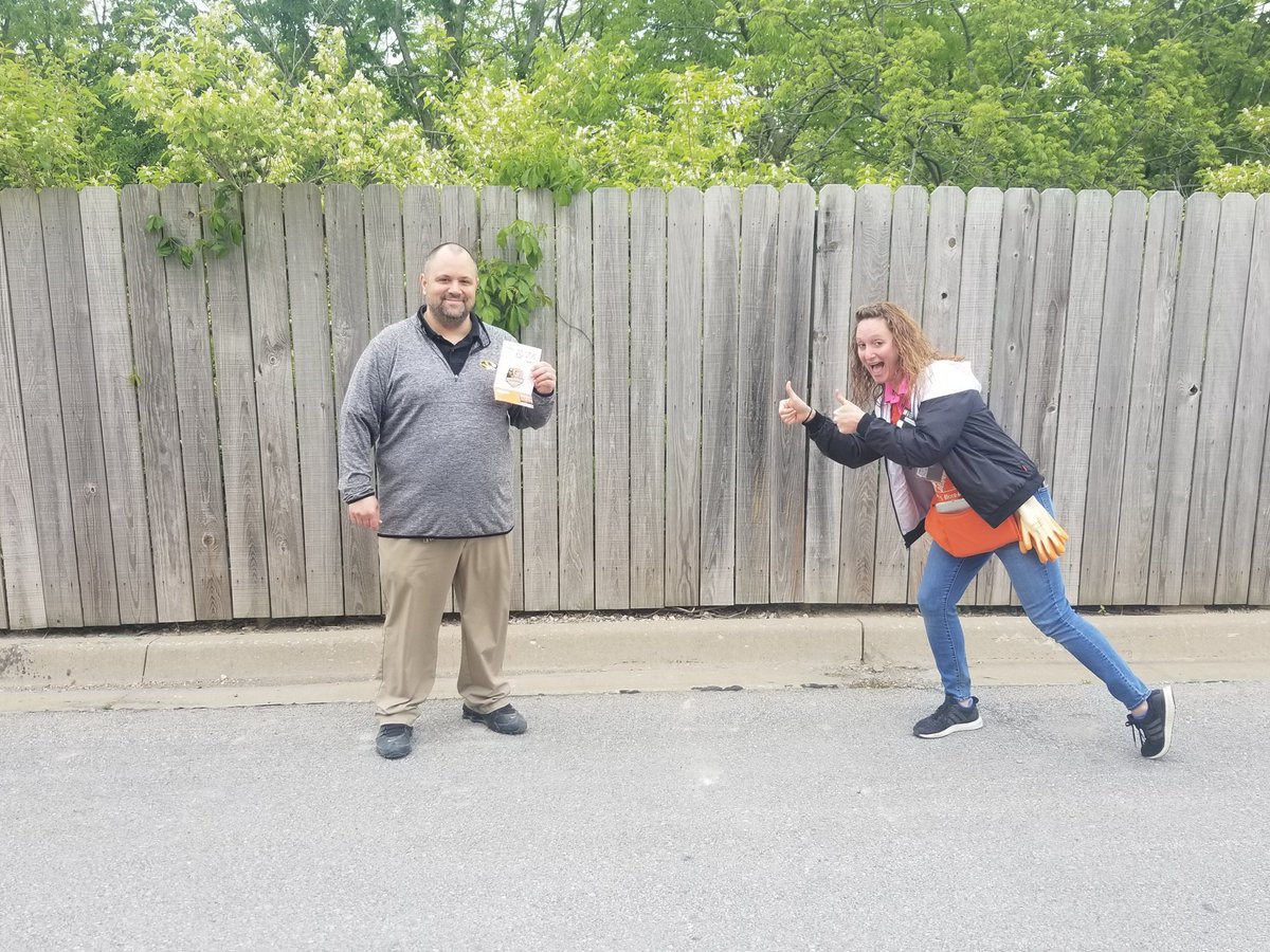 AvranThd's tweet photo. Congrats to our ASM Jeremy on making gold!!! #extreme3006 https://t.co/Zkc7AlsTxT