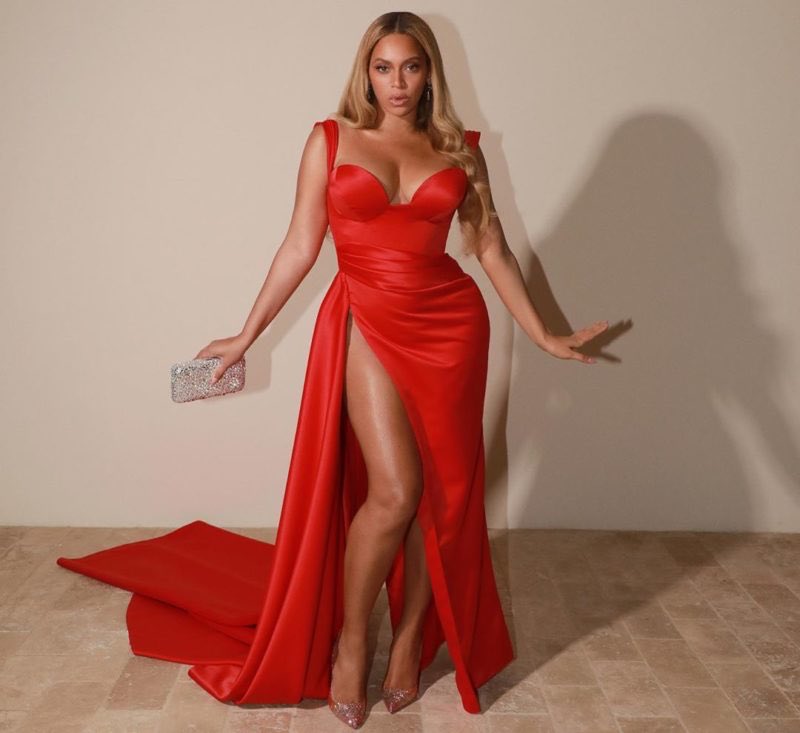 mefeater's tweet photo. Congrats to Beyoncé &amp; Megan Thee Stallion on receiving the No. 2 spot on the Hot 100 with ‘Savage’ Remix https://t.co/Vz53DYRG56