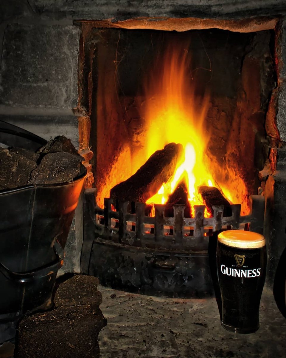visit_galway's tweet photo. Is there any better sight than this... Magic!🔥🍺👌😍😎🇮🇪 #ThatView #HappyDays #TurfFire #Guinness #BlackStuff #Pint #SmellOfTurf #Fireplace #Turf #Peat #Connemara #Galway #Ireland #VisitGalway
-
📸: https://t.co/tNLlSEcu5M https://t.co/UacZhQqkLy