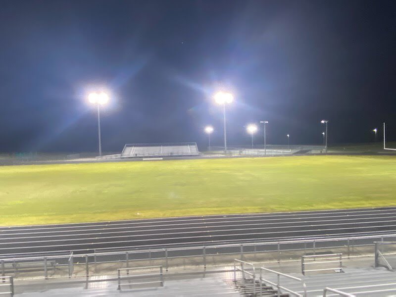 EastHickmanHS's tweet photo. We love you, East Eagles 2020! #FlyEaglesFly #hcbest4kids https://t.co/6UrjRMVQsy