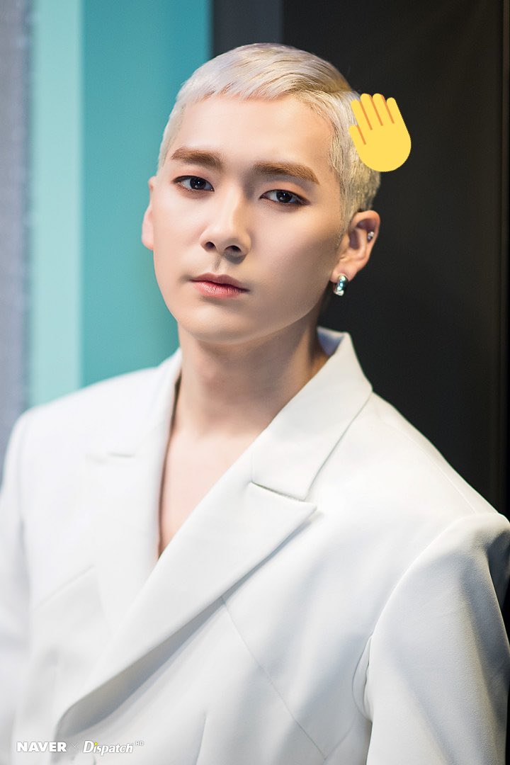 오굿아론 tweet media