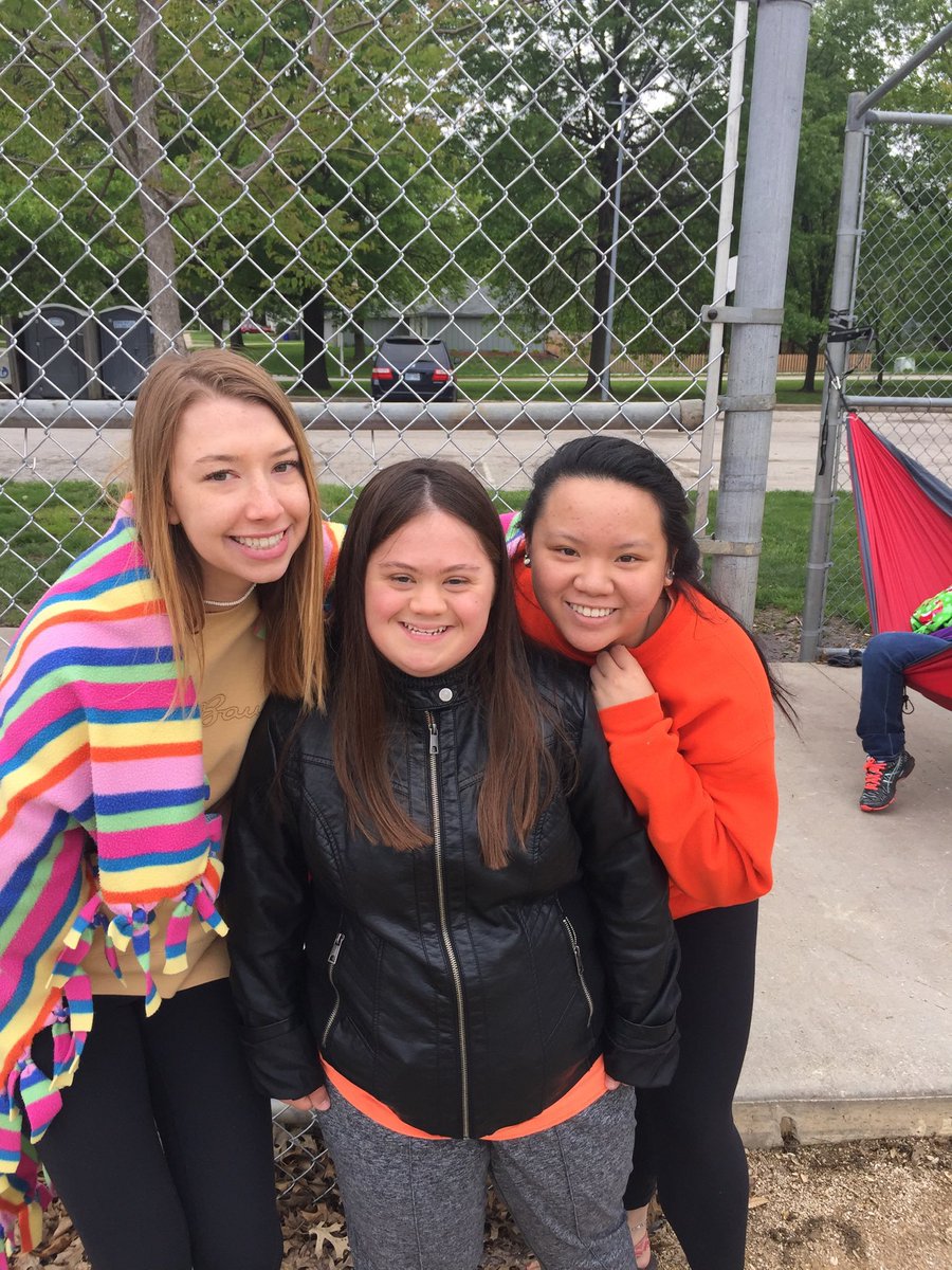 olatheeastIPS's tweet photo. Today’s OE IPS 2020 Senior Spotlight goes to... Krista Else! @KristaElse just radiates positive energy and it shows through when you watch her work with any one of our students. Krista thank you for dedicating so much of your senior year to us! You will be incredibly missed! 💕 https://t.co/YTyZoH5Ouc