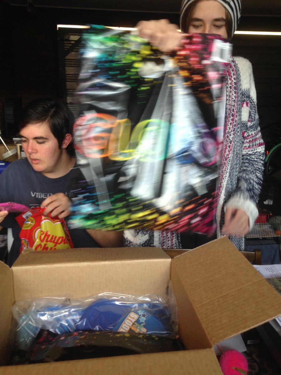 ninacherie70's tweet photo. The boys loved their surprise delivery ๐ฆ
#Findyourhappyplace #AustralianDisability #AutismAwareness #ShowBags https://t.co/GKWgyuotHN