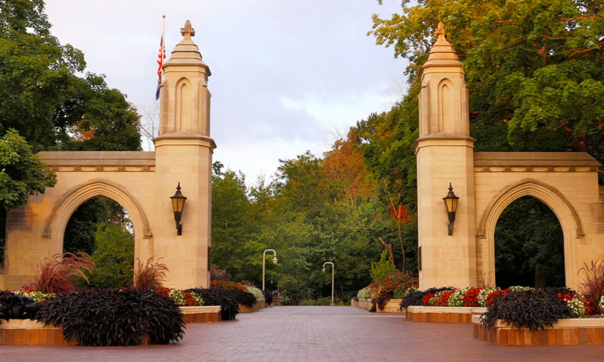 We have done something a little different the past two weeks and today our "Made it! Monday" series was Mother's Day themed with a contribution from @NoraJWeber who assembled recent IU pubs for the <a href="/schuessler_iu/">IU Schuessler Institute for Social Research</a> centered on gender &amp; families. Take a look: buff.ly/2YPgalY