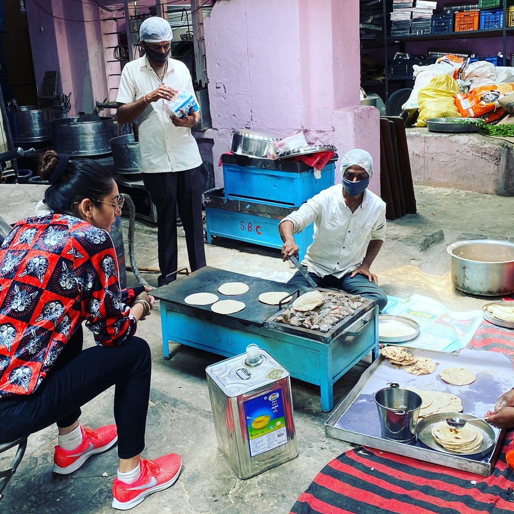 NammaKFI's tweet photo. LUNCH SERVICE FOR COVID WARRIORS #RDWELFARE
@raginidwivedi24
Follow Us On twitter - https://t.co/OBykRi4qQk https://t.co/H5eTjVoGBJ