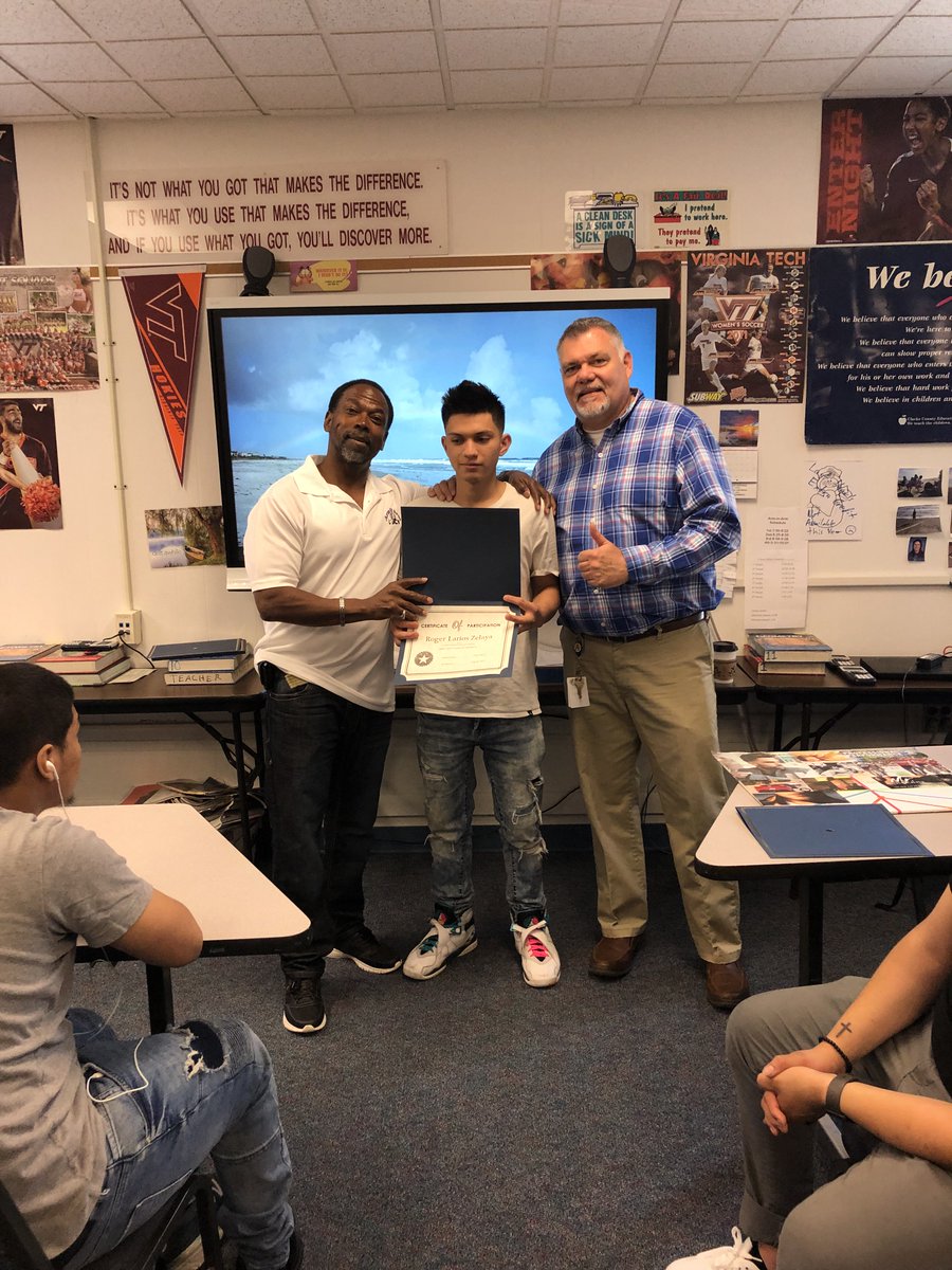KManurs's tweet photo. Partnering with Arlington County Public Schools to navigate  our youth toward a Better Tomorrow https://t.co/8ya4vm3AVC