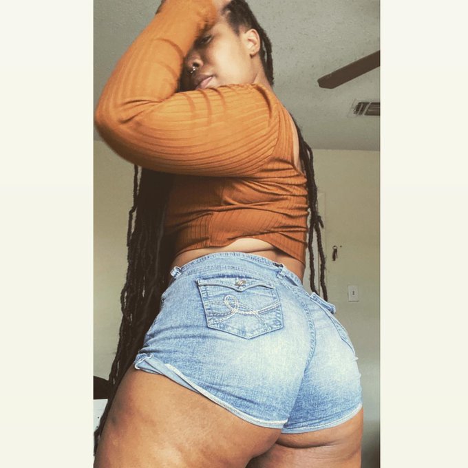 desires... https://t.co/QeaoEgX7mc