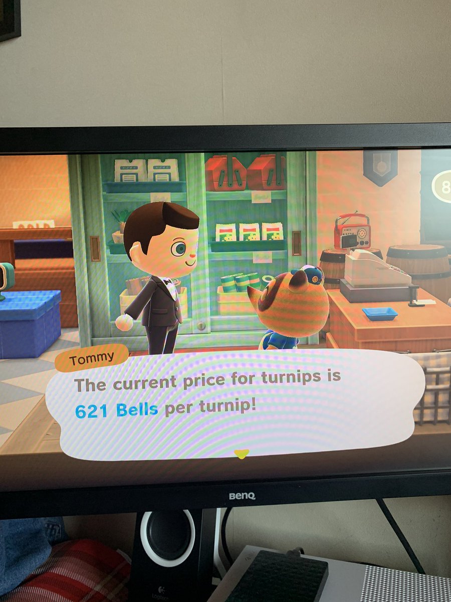 Kaskiii7's tweet photo. OH YES! my current price for turnips is 621 bells!!!! RT, FOLLOW and DM me for the dodo code. no entrance fee. #AnimalCrossing  #ACNH   #ACNHturnips #turnipprices #AnimalCrossingNewHorizons https://t.co/daGFwjSkzN
