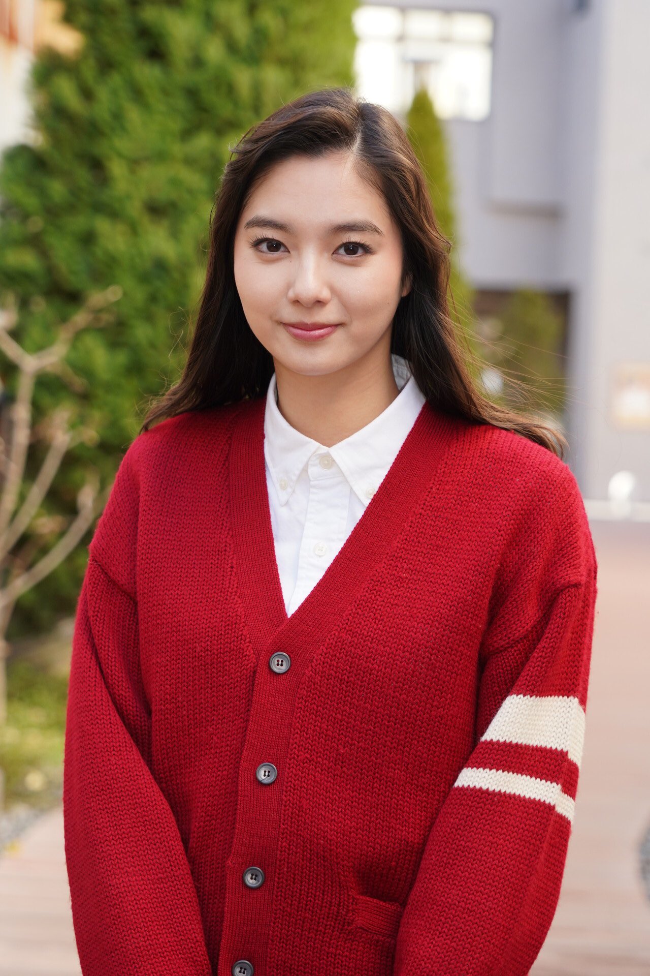 新川優愛　アイコラ ✨情報解禁✨ 『今日から俺は！！』 映画化記念SPドラマに女子大生の奈美役として出演致します❗️  SPドラマでお話の中心となる今井(#仲野太賀 さん)とどう絡んでいくのか注目です🎶 何やら普段とは様子が違うようで..？ 今夏放送！ 是非お楽しみに  ...