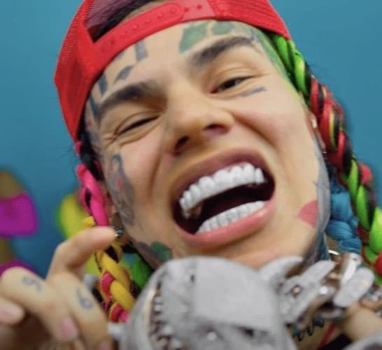 LakerPrimeTime's tweet photo. Who's the real king of New York?
Like for Tekashi
Retweet for Alex https://t.co/w1EydQnfTi
