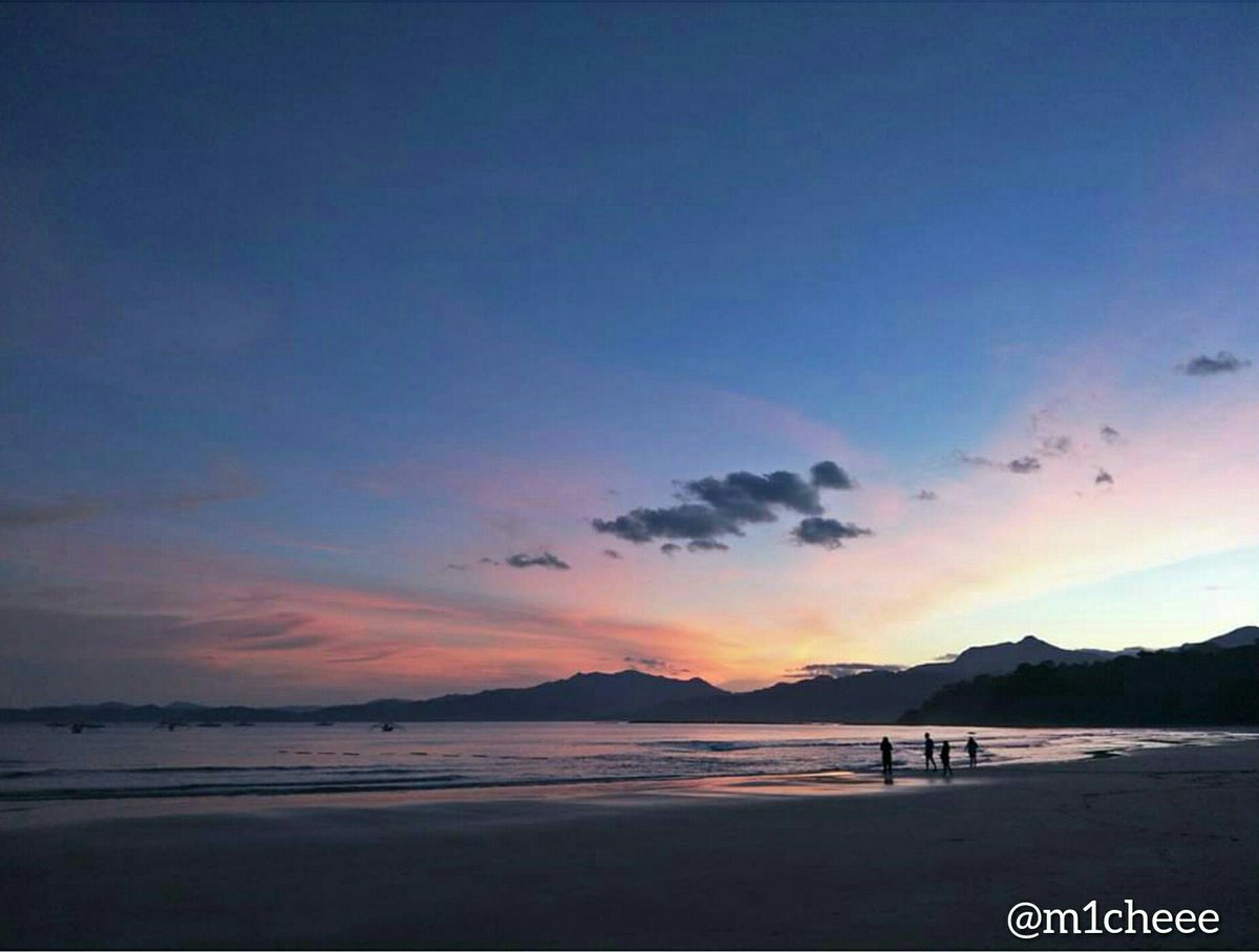 Good morning sunshine! #sunrise  #MisibisBay  #Philippines  #travelpics  #phonephotography  #beach  #travel