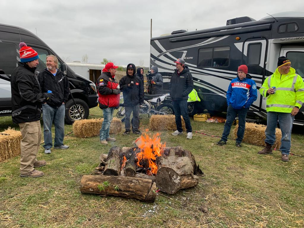 Triller_TV's tweet photo. We are 9⃣0⃣ minutes from the #MotoFITEKlub #RiderRoundTable and the bonfire has started!
Join us at 7pm ET on #FITE for this exciting, gathering of the greatest riders in history as they tell some of their best stories and discuss tomorrow!
🆓 https://t.co/6PaXqW5ZER https://t.co/nFVJKCtiEX