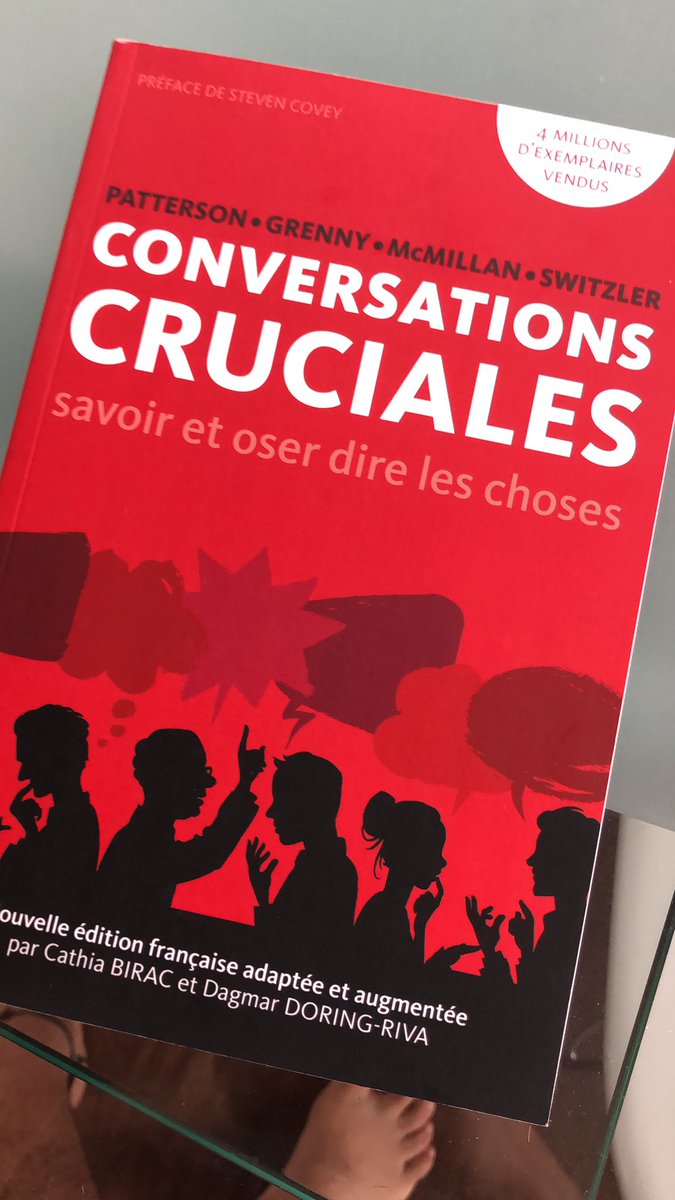 LouisG2020's tweet photo. A huge thank you to @LOuelletteBold for this loan! J’ai hâte de lire sur comment apprivoiser ces conversations si importantes. #leadership #communications https://t.co/OqoE9X5Di5