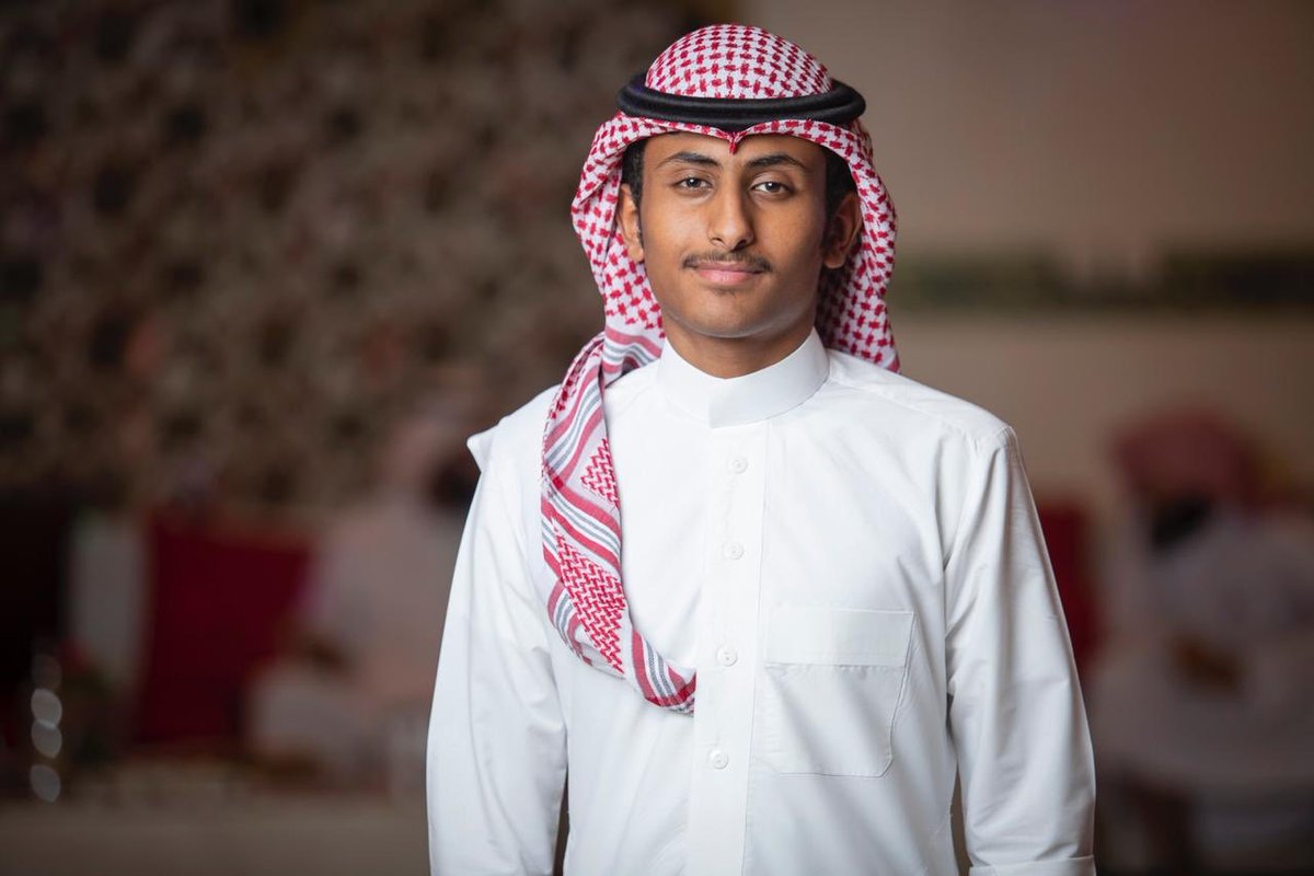 al_wiswis's tweet photo. حصل ابن العم/تركي بن عبيد الوسوس
على درجة البكالوريوس مع مرتبة الشرف
من #جامعه_القصيم تخصص لغة انجليزية
نبارك له ونتمنى له التوفيق. https://t.co/uYB8xrWaLP